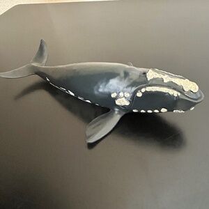 Schleich Rare Retired 2005 bowhead whale.